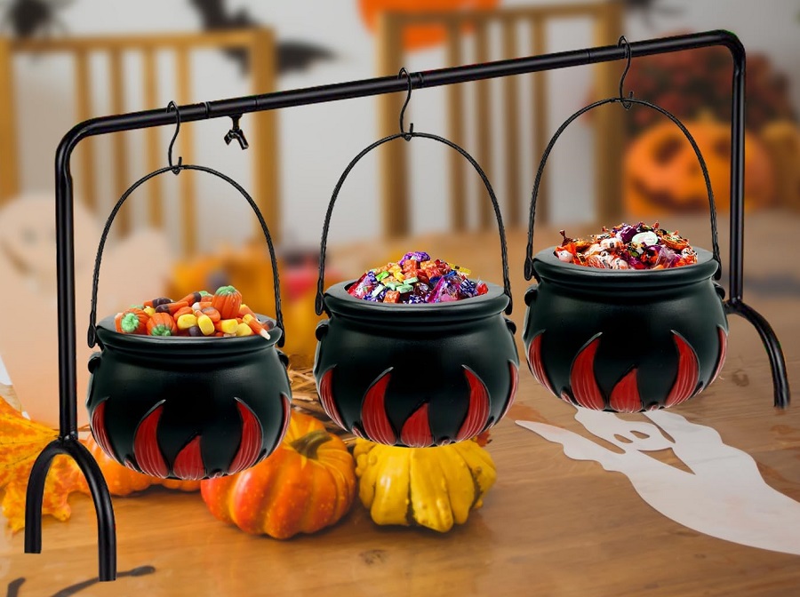 Amazon Witches Cauldron Candy Bowl Set